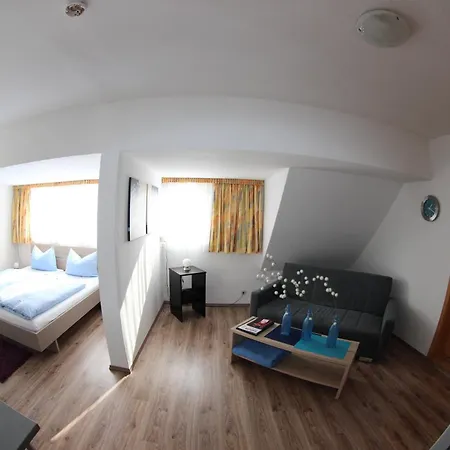 Stadt 3*